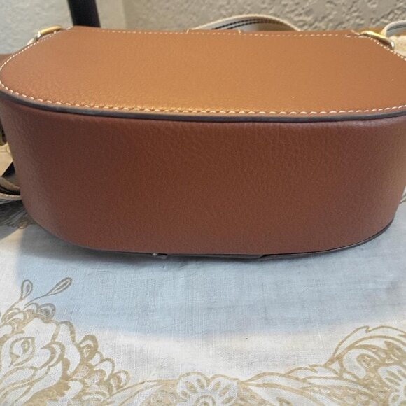 U.S. Polo Assn. Heritage Crossbody Bag - Picture 4 of 8